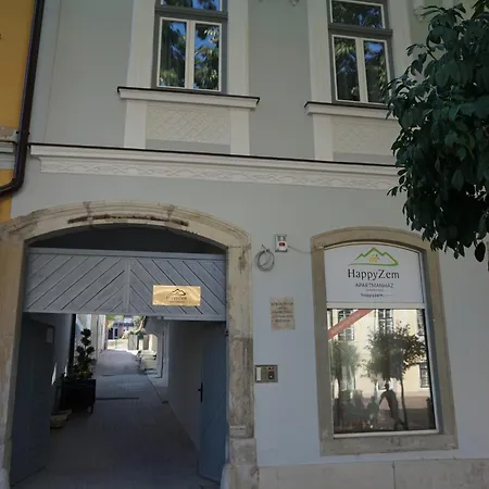 Happyzem Apartamento Sátoraljaújhely