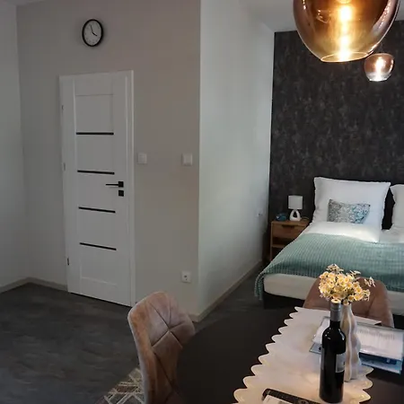 Happyzem Apartmán *